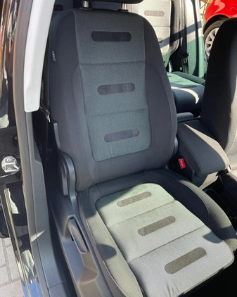 Volkswagen Tiguan cena 24800 przebieg: 248000, rok produkcji 2008 z Sokołów Małopolski małe 172